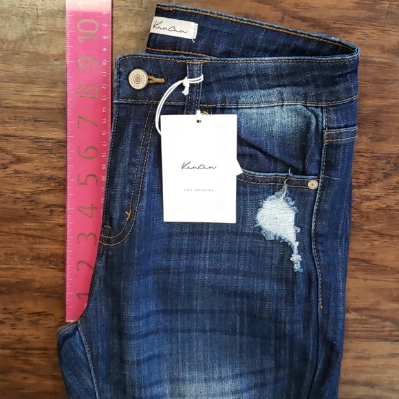 Mid-Rise Distressed Denim - Picture 3 of 9